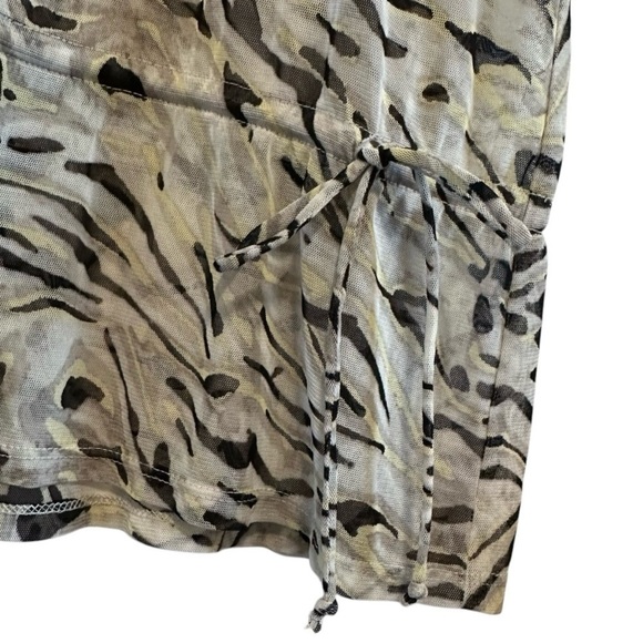 Chico's Easywear Women's Sheer Leopard Print Top Size 3, US X-Large - Picture 7 of 8